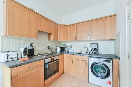 1 bedroom flat to rent - Photo 3
