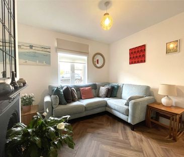 South Street, Farnborough, Hampshire, GU14 - Photo 2