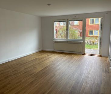 Tallrisvägen 8 E - Foto 1