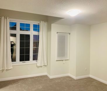 For Lease - 3 BANK SWALLOW Crescent, Kitchener, Ontario - Photo 6