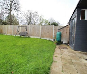 3 Bedroom Semi Detached To Let - Photo 5