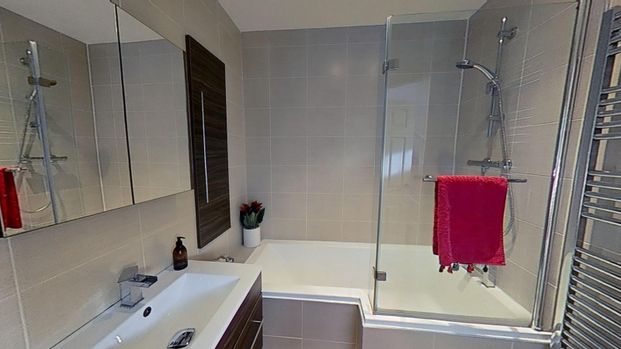 2 bedroom terraced house to rent - Photo 1