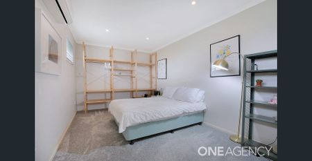 Stunning Waterfront Home with Bay Views in Scarborough - Photo 5