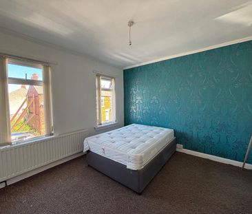 73 Channing Street - Photo 2