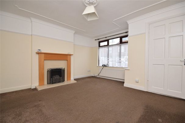 80, Cross Flatts Terrace, Leeds, West Yorkshire, LS11 7PD - Photo 1