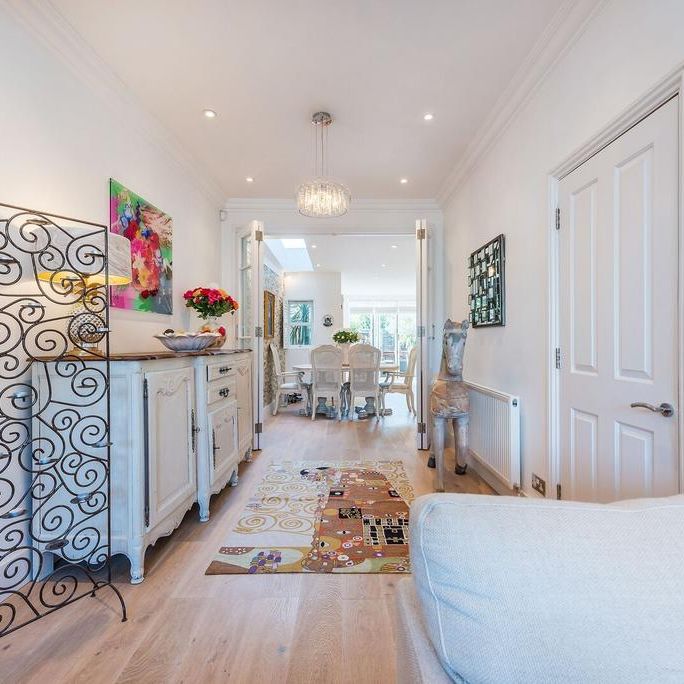 4 bedroom terraced house to rent - Photo 1
