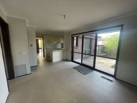 Updated 3 Bedroom Home - Photo 4