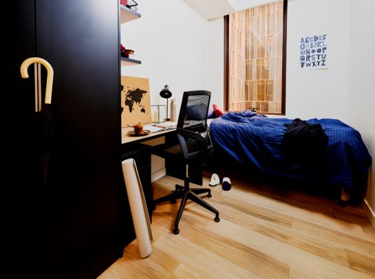 Ultra Studio Apartment - King Single Bed - Photo 1