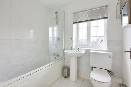 3 bedroom terraced house to rent - Photo 5