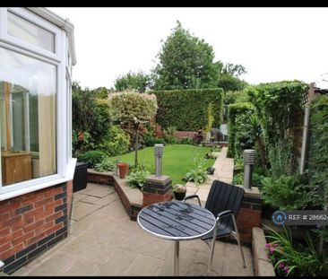 3 bedroom semi-detached house to rent - Photo 1