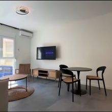 Διαμέρισμα για ενοικίαση - Σεπόλια - Σκουζέ, - Φωτογραφία 1