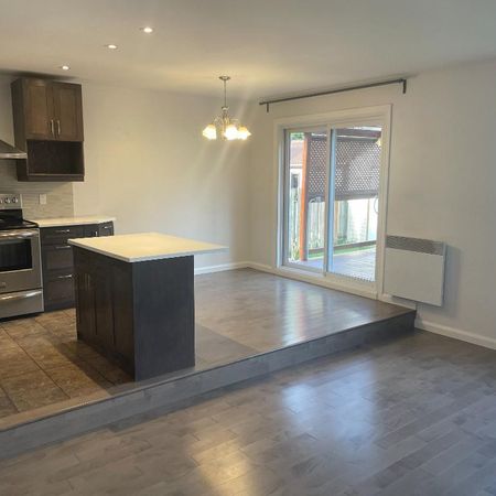 Maison à louer Ste-Rose, Laval - Photo 3