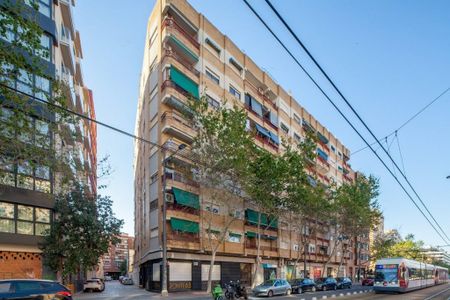 Carrer dAlmassora, Valencia, Valencian Community 46010 - Photo 4