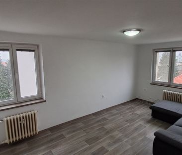 Pronájem bytu 3+1 73 m², B. Němcové 899, Strakonice - Fotografie 1