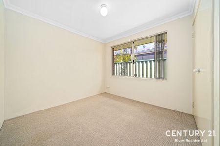 Spacious & Homely 4x2x2 in Quiet Area - Photo 5