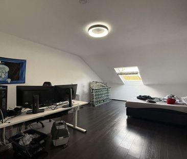 KREFELD - SCHÖNE 2-ZIMMERWOHNUNG DIREKT AM BISMARCKPLATZ - Photo 3