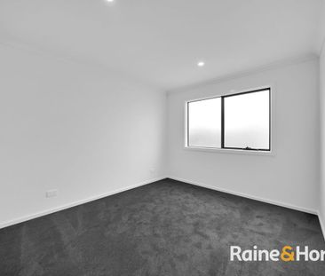 Brand New Family Home in Wyndham Vale - Photo 1