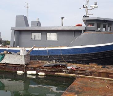 2 Bed House Boat, Waterfront, BN2 - Photo 4