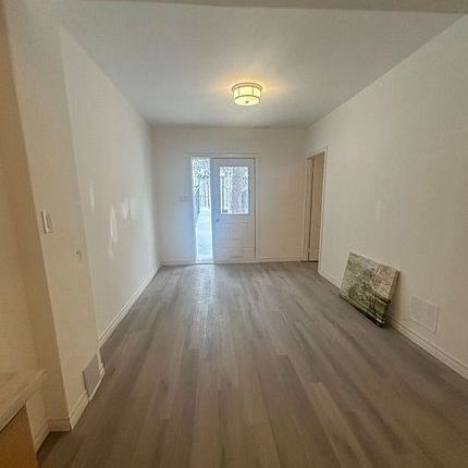 For Lease - 18 Loggers Trail Unit# Lower, Whitchurch-Stouffville, Ontario - Photo 1