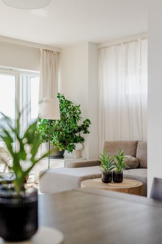 Przestronny apartament z tarasem na Mokotowie - Zdjęcie 2