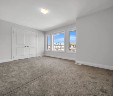 For Lease - 37 Corley Street, Kawartha Lakes, Ontario - Photo 6