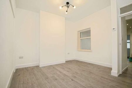 Minny Street, Cardiff, CF24 - Photo 3