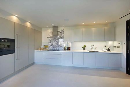 3 bedroom apartment to rent - Photo 4