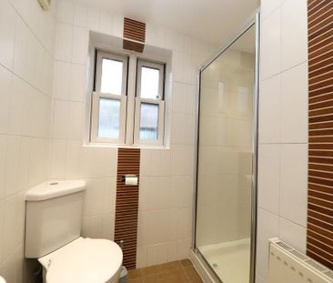 2 bedroom semi-detached house to rent - Photo 6