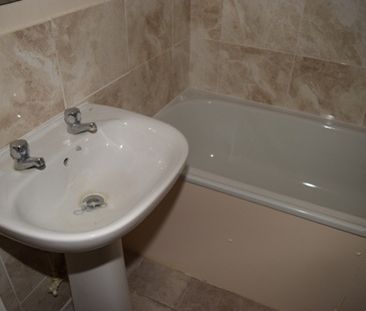 1 Bed Flat, Rodney Court, SO19 - Photo 6