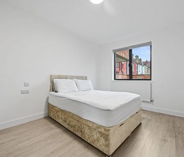 1 Bed Flat, Diya Court, HA1 - Photo 2