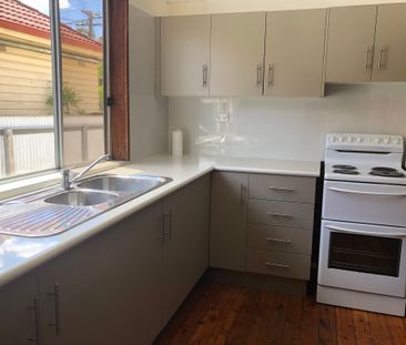 Charming 3-Bedroom Home in a Prime Location - Photo 4