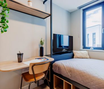 2 Bed Apartment - Photo 3