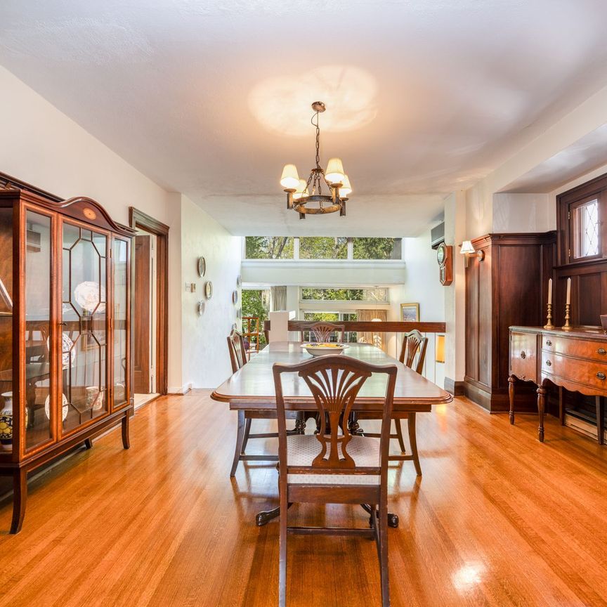 For Lease - 241 Forest Hill Road, Toronto, Ontario - Photo 1