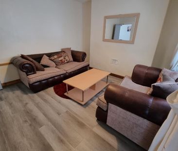 Room For Rent Wood Road, Pontypridd - Photo 2