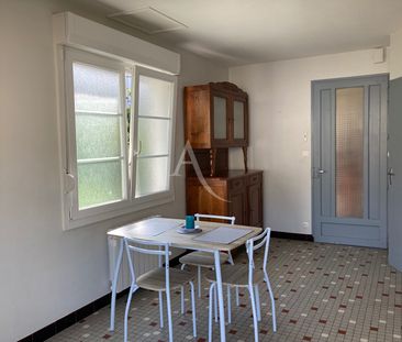 Location Appartement 2 pièces 36m² FONTENAY LE COMTE 85200 - Photo 3