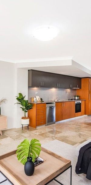 Subiaco - Photo 1
