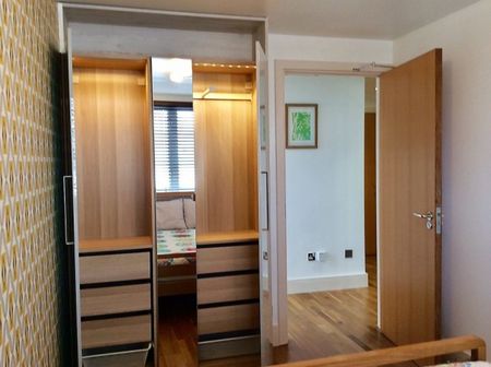 2 bed Apartment for Rent - Photo 2