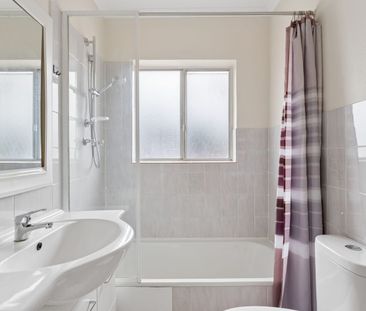 Top-Floor, Light-Filled Unit & Great Location - Photo 5