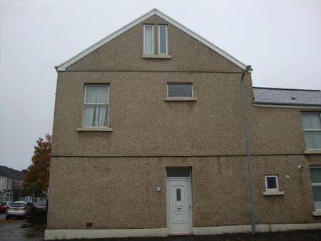 3 bedroom maisonette to rent - Photo 5