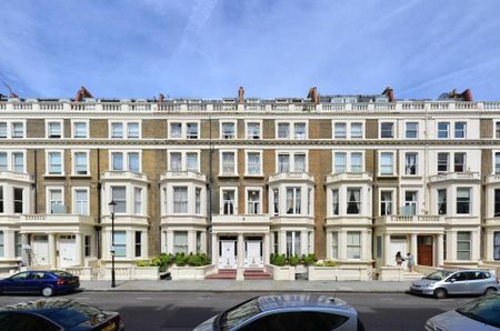 BILLS INCLUDED - Studio flat to rent in Earls Court, London SW5 - Student friendly - Photo 2