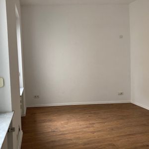 *Ideal für Pendler*Helles City-Appartement im sanierten Altbau mit Charme - Foto 2