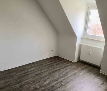 Zentral in Seelze gelegene 2-Zimmer-DG-Wohnung - Foto 2