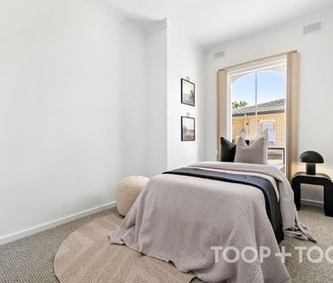 Newly updated two bedroom unit in Kensington Gardens - Photo 5