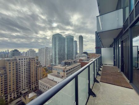 For Lease - 161 Roehampton Avenue Unit# 2110, Toronto, Ontario - Photo 3