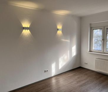 WG helle geeignete 3-Z-Whg. im Rheingauviertel, frisch renoviert - Photo 3