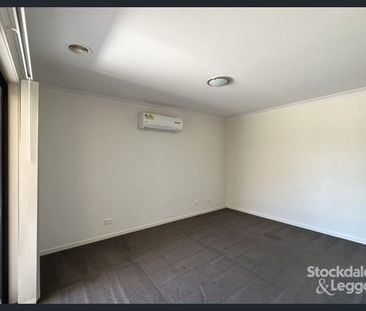 WELL LOCATED FAMILY HOME IN SHEPPARTON NORTH - Photo 3