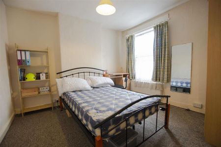 3 bedroom house to rent - Photo 2