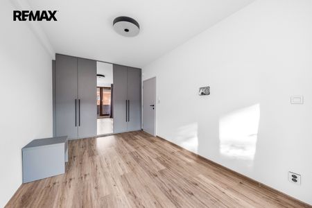 Pronájem bytu 2+kk v osobním vlastnictví 63 m², Olomouc - Photo 3