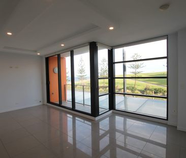 One bedroom unit at the beach. - Photo 2