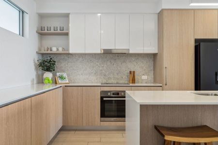 Coolum Beach - Photo 2